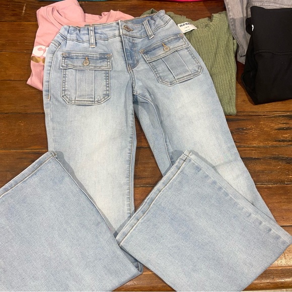 Colorful back to school Clothing Bundle 10/12 - Picture 3 of 11